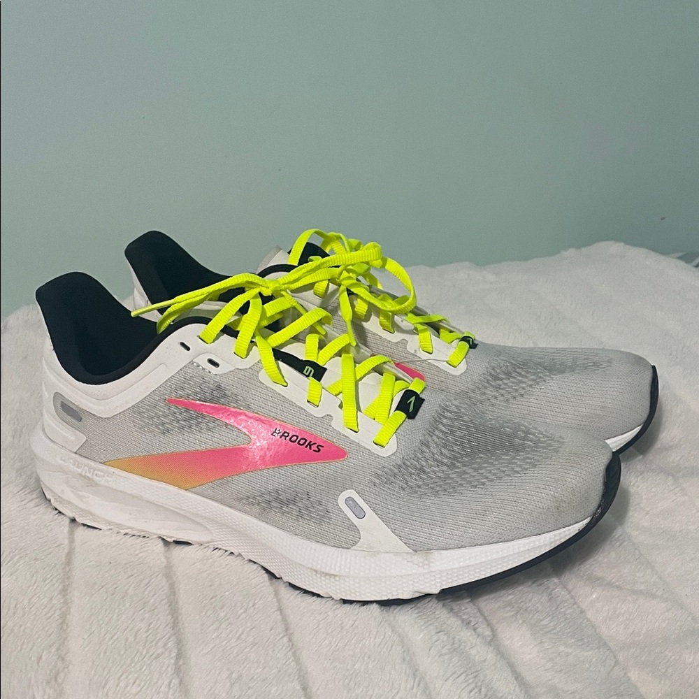 Brooks Women's Athletic Shoes - Gray with Pink and Yellow